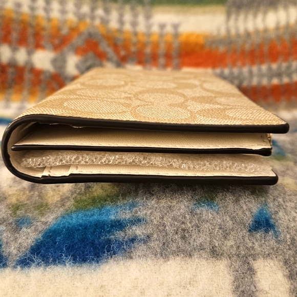 Authentic Coach Wallet - Picture 4 of 10